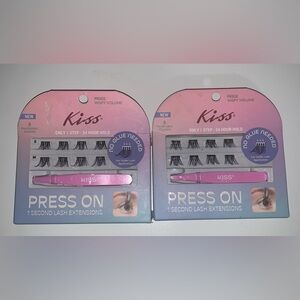 NWT.  Wispy Volume Lash Extensions with Pink Applicator. Set of 2 packages.